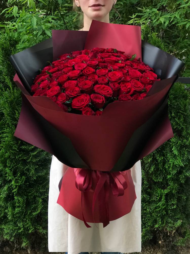 Bouquet of 101 red roses